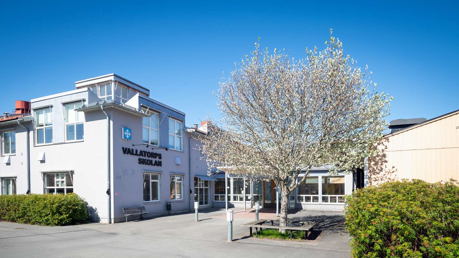 Fasadbild skolbyggnad