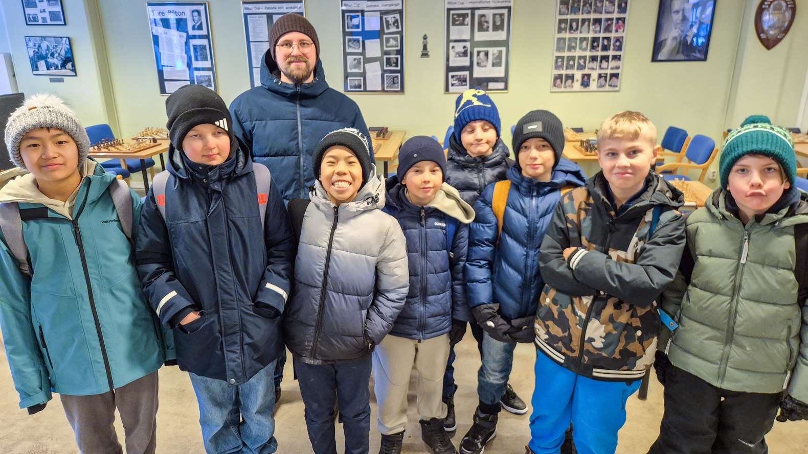 Gruppbild elever och lärare