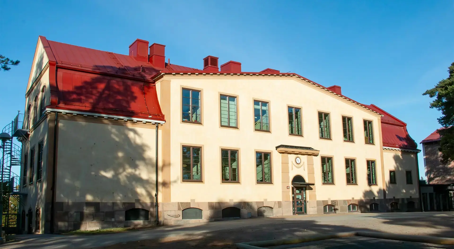Fasadbild på Viggbyskolan
