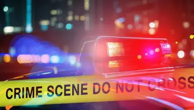 texten: crime scene do not cross, polis blåljus